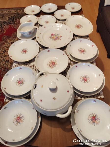 Régi, Jarolina Lengyel porcelán gyár 70-es évekből származó 22 darabos étkészlet
