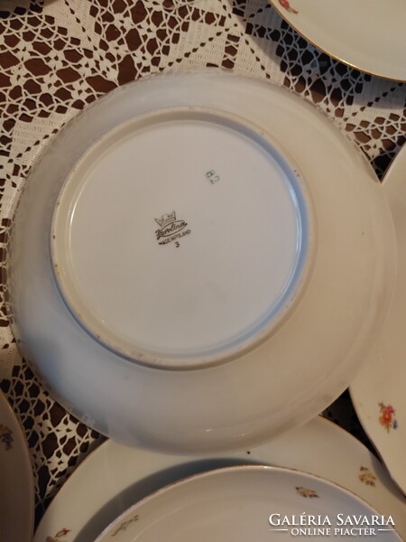 Régi, Jarolina Lengyel porcelán gyár 70-es évekből származó 22 darabos étkészlet