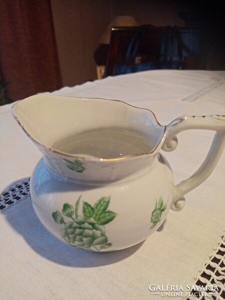 Régi jelzett zöld  virág mintás herendi porcelán tej-, tejszín kiöntó / kancsó