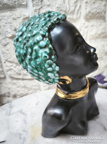 Art Deco színes Keràmia figura  ritka Ràhmer  Mària jelzett. Nem az Izsépi keràmia !!
