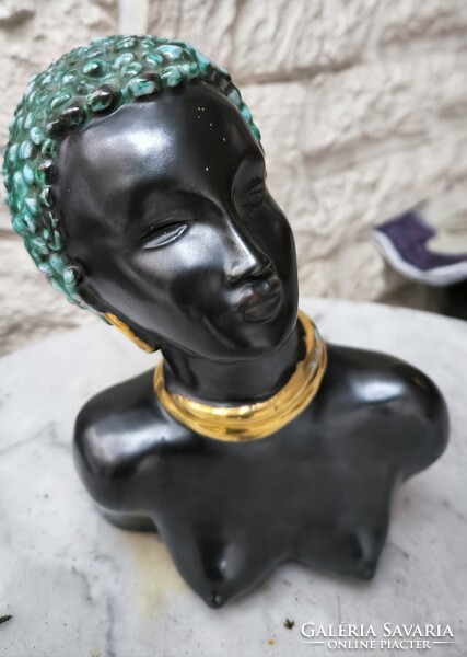 Art Deco színes Keràmia figura  ritka Ràhmer  Mària jelzett. Nem az Izsépi keràmia !!
