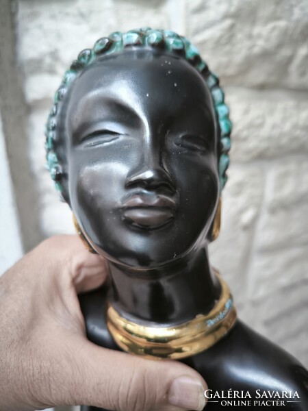 Art Deco színes Keràmia figura  ritka Ràhmer  Mària jelzett. Nem az Izsépi keràmia !!