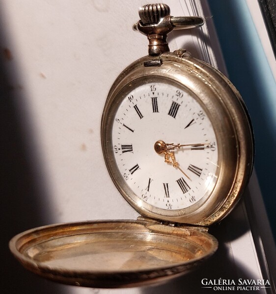 Remontoir antik ezüst zsebóra