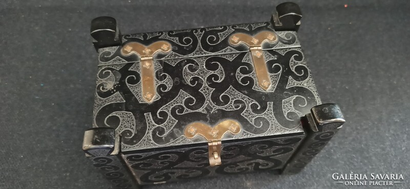 Alma-Ata kazah , bakelit ládika, míves darab. ~60-70-es évek, kifogástalan