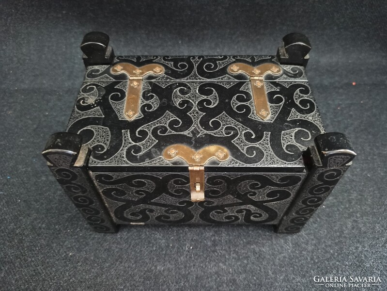 Alma-Ata kazah , bakelit ládika, míves darab. ~60-70-es évek, kifogástalan