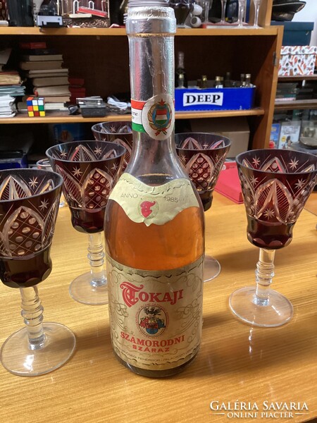 1985-ös Tokaji Szamorodni 0,5 l, bontatlan