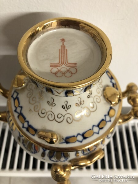 Retro régi szovjet porcelán szamovár (szovjet régi téli olimpiáról)
