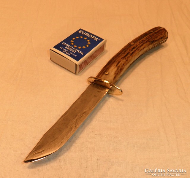 Régi vadásztőr restaurálva, gyűjteményből. Kés, bicska, tőr, borotva.