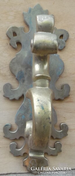 Large copper knocker. Approx. 2.15 kg