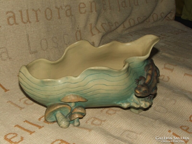 BERNARD BLOCH SZECESSZIÓS MAJOLIKA ASZTALDÍSZ GYÍKOS MINTÁVAL