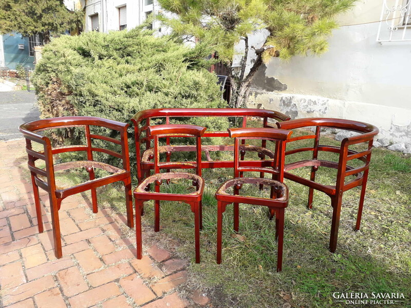 Restaurált Thonet kanapé, fotel, szék / garnitúra.