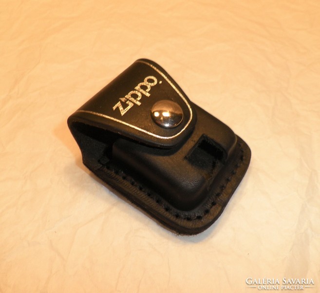 ZIPPO bőr tok öngyújtóhoz.