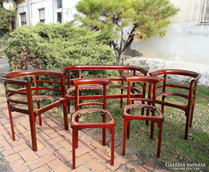 Restaurált Thonet kanapé, fotel, szék / garnitúra.