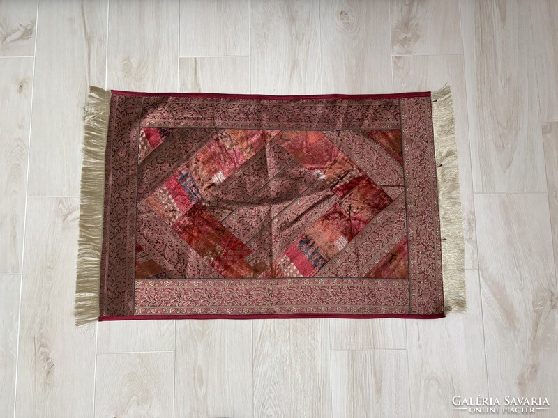 Közel-keleti faliszőnyeg