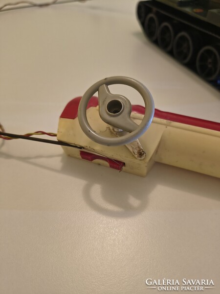 Régi Távirányítós tank retro játék