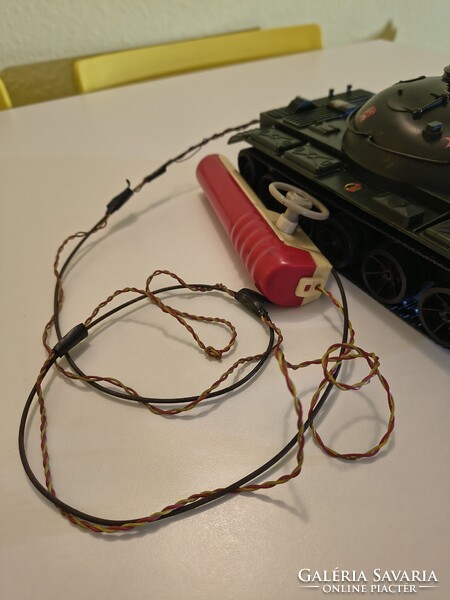 Régi Távirányítós tank retro játék