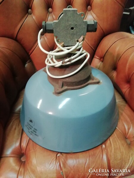 Régi Szarvasi ipari lámpa