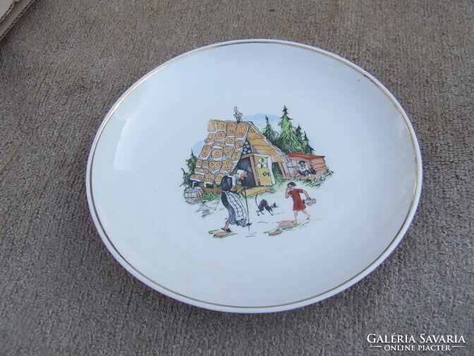 Régi porcelán tányér mese