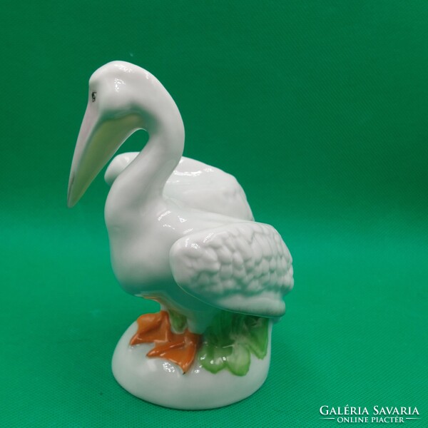 Ritka gyűjtői Lehelné Rozsos Janka Kőbányai Porcelángyár ( Drasche) porcelán  Pelikán figura