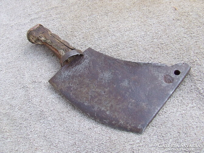 Old forged axe meat cleaver axe
