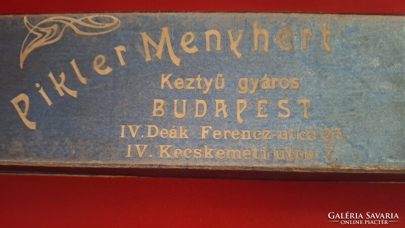 1900-as évek eleji magyar női bőrkesztyűk eredeti Pikler Menyhért dobozzal
