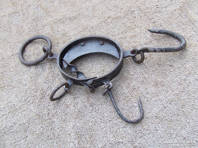 Old scale moon scale