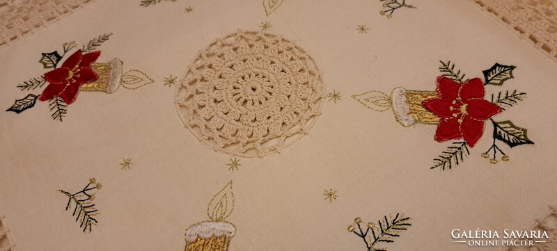 Karácsonyi hímzett díszpárna (L5931)