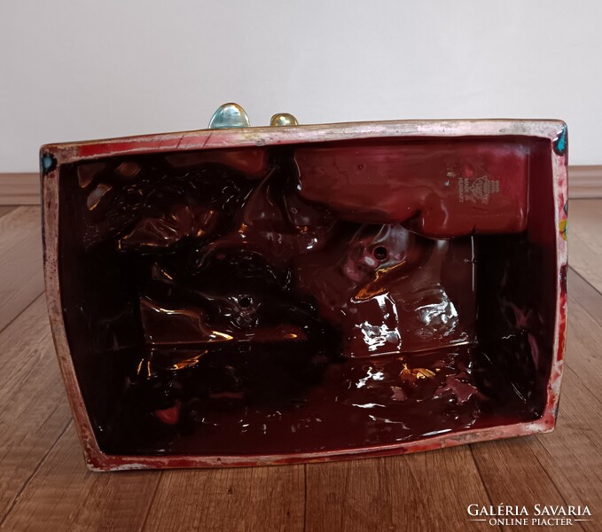 Antik Zsolnay eozin mázas Anonymus figura