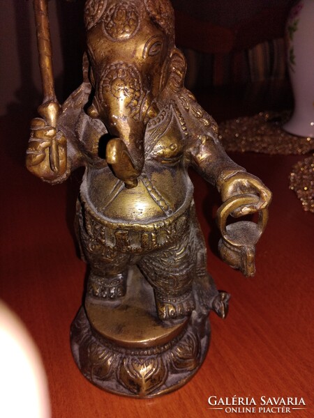 Antik bronz szobor Ganesha