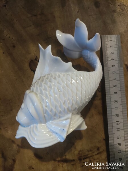 Régi herendi porcelán koi hal