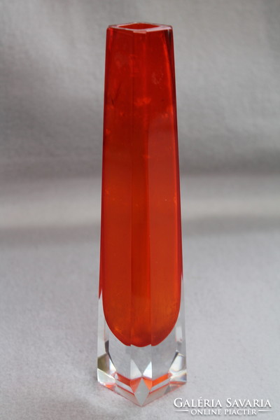 Narancssárga üvegváza