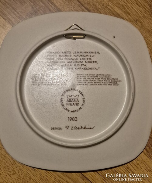 Gyűjtői dísztányér sorozat, különböző ábrákkal– Arabia Finland, Kalevala design