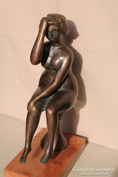 Balás Eszter: Ülő akt   BRONZ!