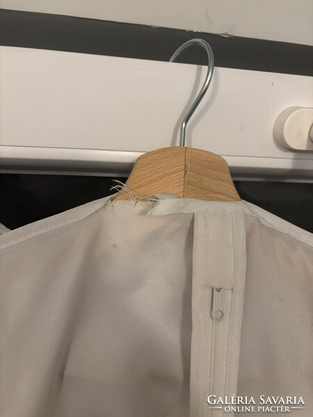 Givenchy ruhazsák eladó