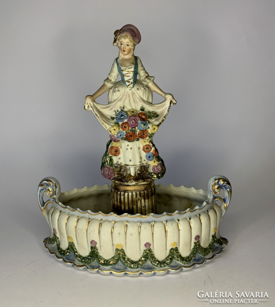 Bisquit porcelán virágtartó váza