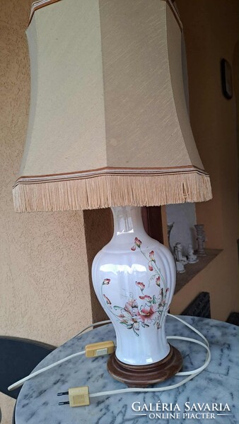 Asztali lámpa