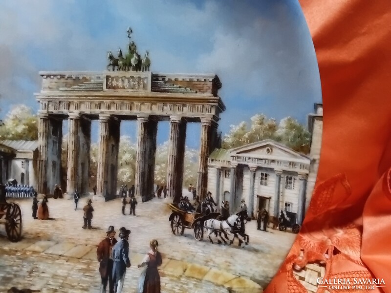 Bradex dísztányér,  "A Brandenburgi kapu"