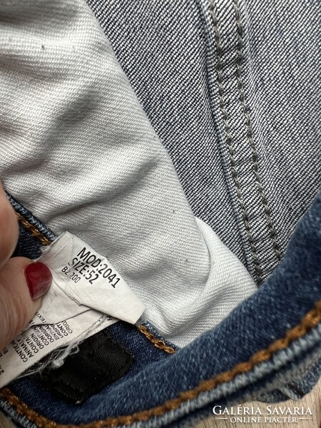 DSQUARED2 sötétkék  koptatott férfi farmernadrág 52