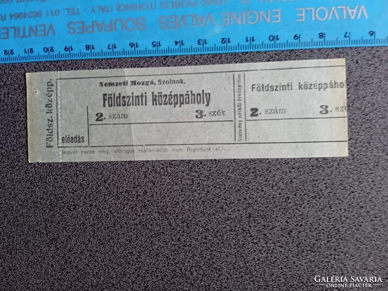 ZA643.28  Mozijegy  Nemzeti Mozgó -Szolnok  1930-40?   Cinema Mozi  Film
