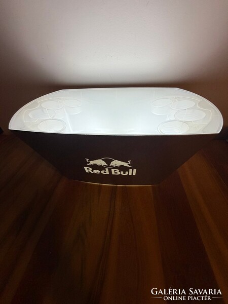 Red Bull világító hűtő / jégkád LED alappal – látványos party kiegészítő