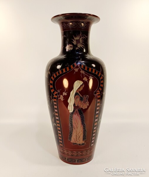 ZSOLNAY, DOLGOZÓ NŐK TÖBBTŰZŰ EOSIN KÉZZEL FESTETT PORCELÁN PADLÓVÁZA, HIBÁTLAN! (HD005)