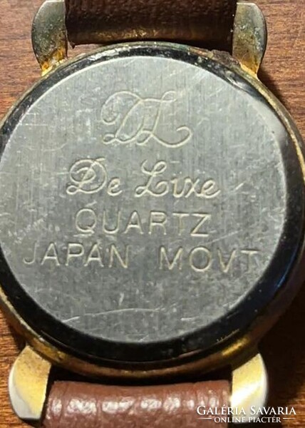 „De Luxe quartz óra – Japan movement, retro