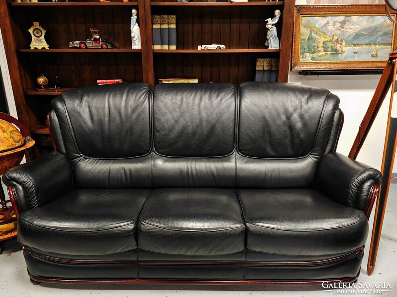 Klasszikus angol bőr ülőgarnitúra kanapé + 2 db. fotel gyönyörű , újszerű szép állapotban