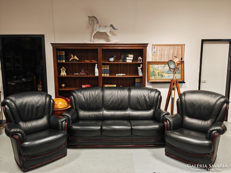 Klasszikus angol bőr ülőgarnitúra kanapé + 2 db. fotel gyönyörű , újszerű szép állapotban