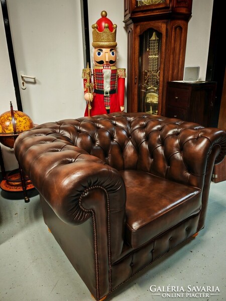 Eredeti angol bőr ülőgarnitúra 3,5 szem. chesterfield kanapé + 2 db. fotel újszerű állapotban