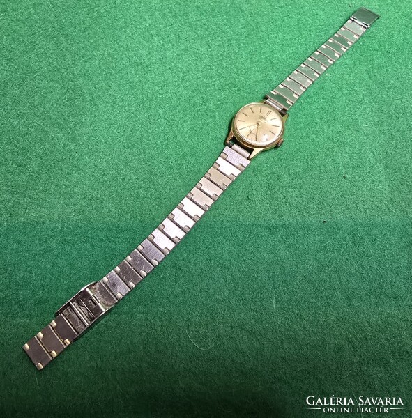 Női cornavin karóra