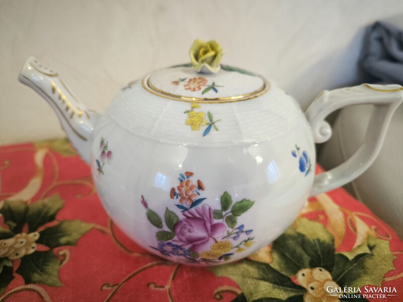 Herendi porcelán teàs készlet virág mintàs..HBC  Bouquet de Kornélia mintàs