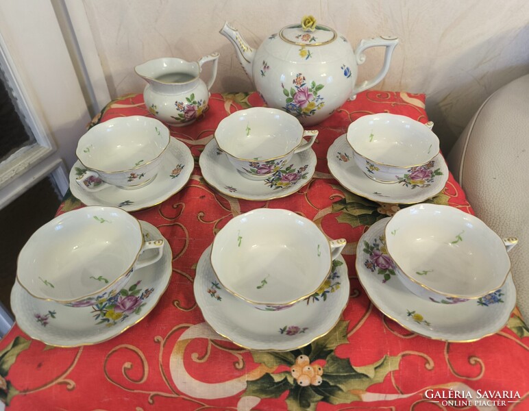 Herendi porcelán teàs készlet virág mintàs..HBC  Bouquet de Kornélia mintàs