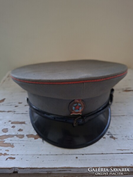 Régi tűzoltó tányérsapka