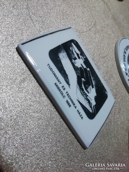 Tudomány és technika háza Hollóházi porcelán plakett.Több száz Aukció Akció vegye vigye